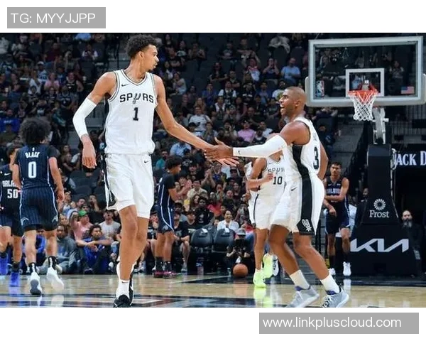 美国体育明星身高排名揭晓谁是最高的运动员和他们的成就